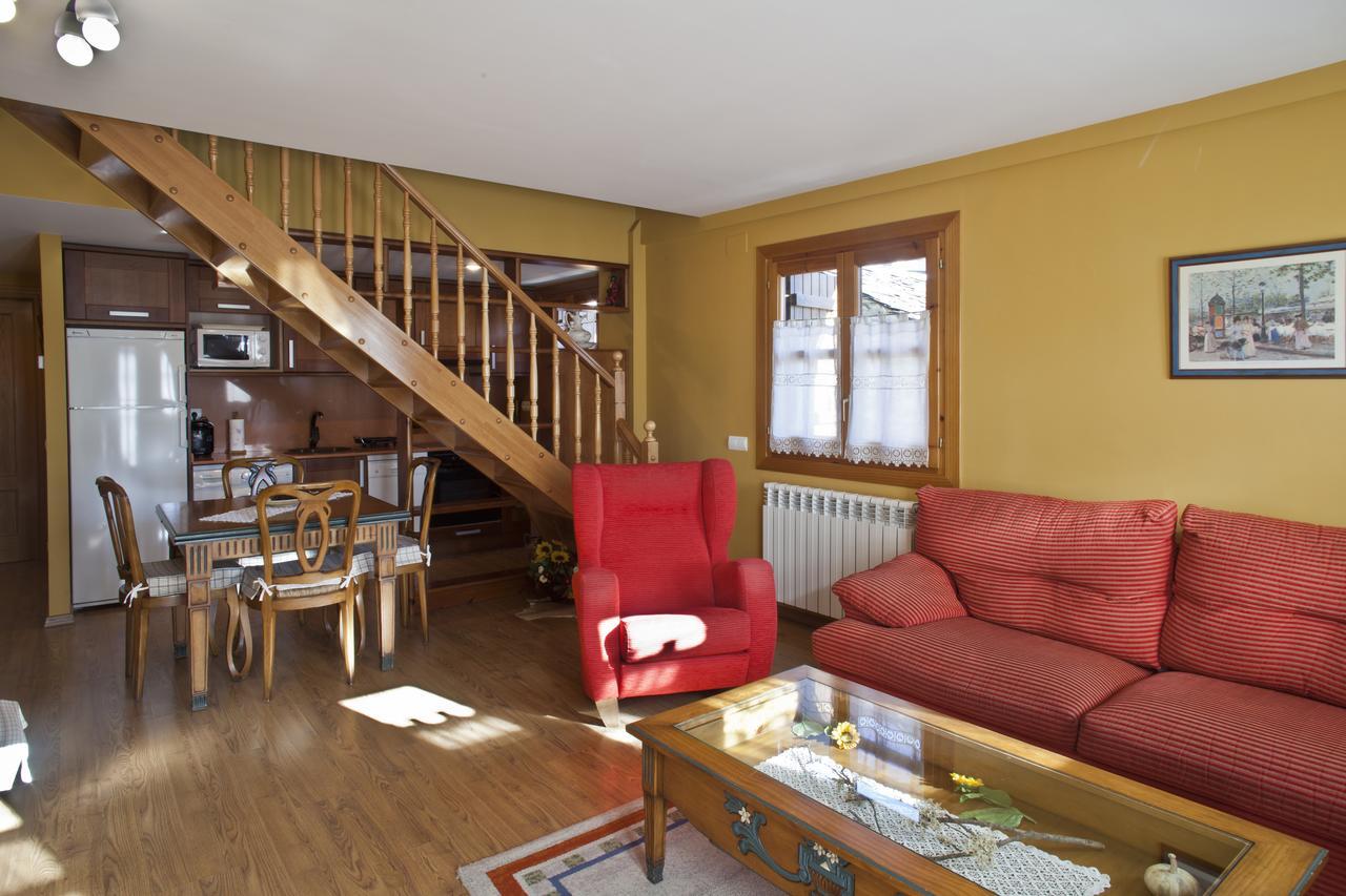 Apartamentos El Rincon De Benas Benasque Extérieur photo
