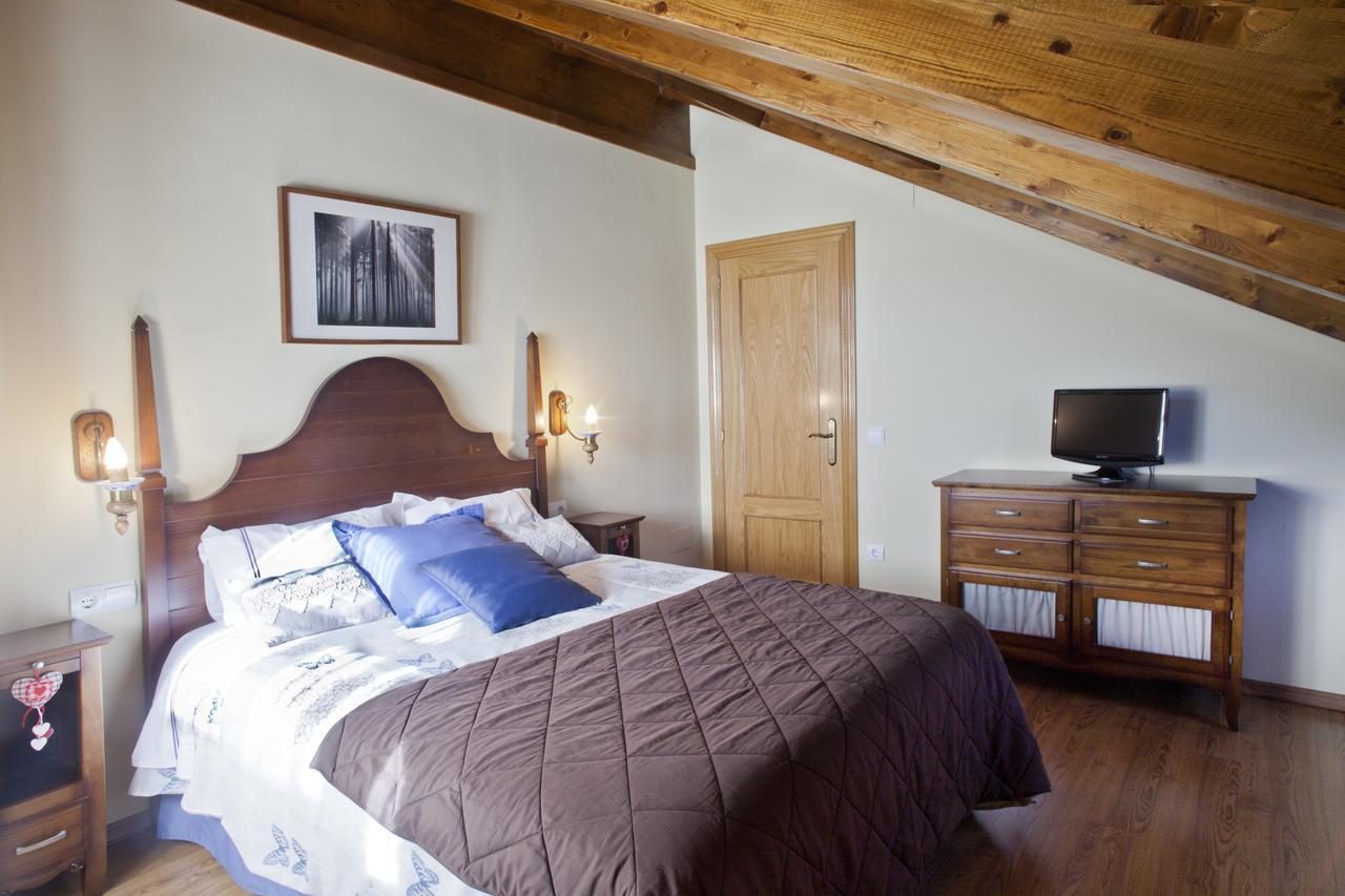 Apartamentos El Rincon De Benas Benasque Extérieur photo